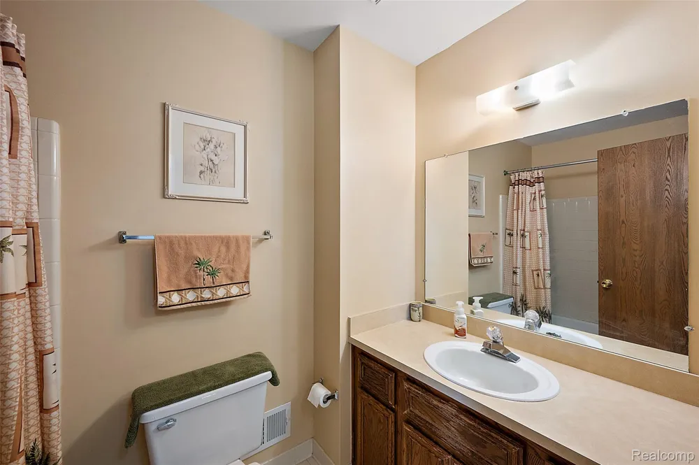 44555 Bunker Hill Drive Clinton Charter Township, MI 48038