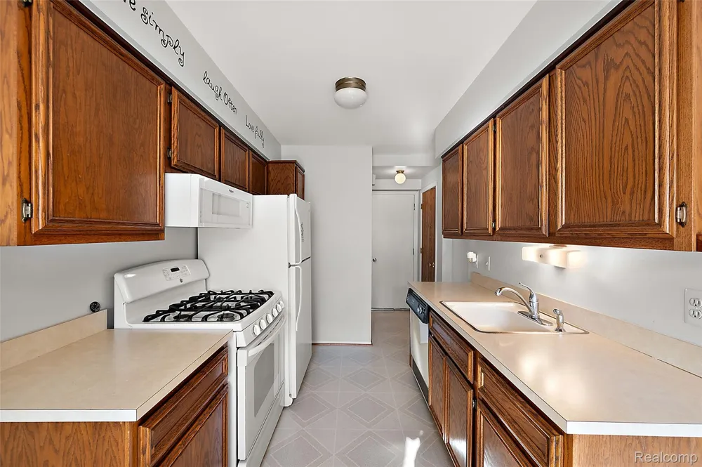 44555 Bunker Hill Drive Clinton Charter Township, MI 48038