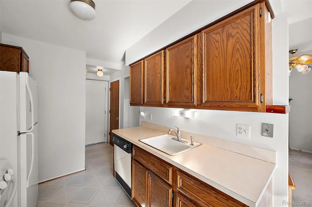 44555 Bunker Hill Drive Clinton Charter Township, MI 48038