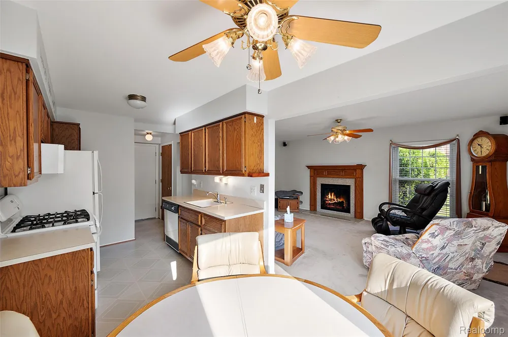 44555 Bunker Hill Drive Clinton Charter Township, MI 48038