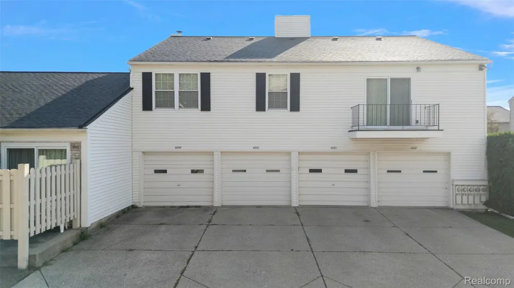 44555 Bunker Hill Drive Clinton Charter Township, MI 48038