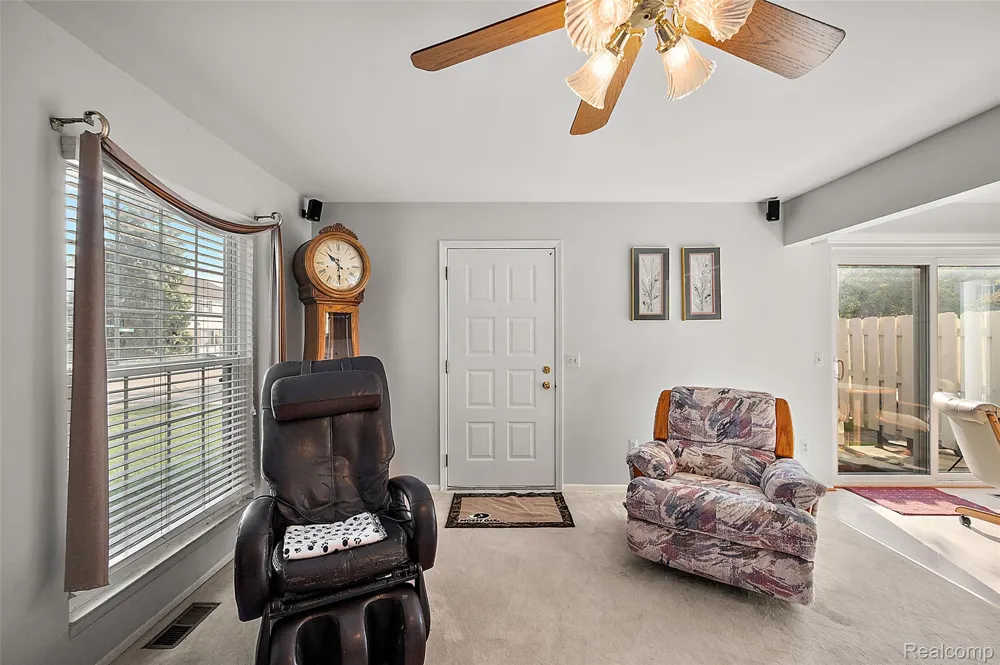 44555 Bunker Hill Drive Clinton Charter Township, MI 48038
