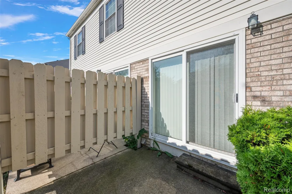 44555 Bunker Hill Drive Clinton Charter Township, MI 48038