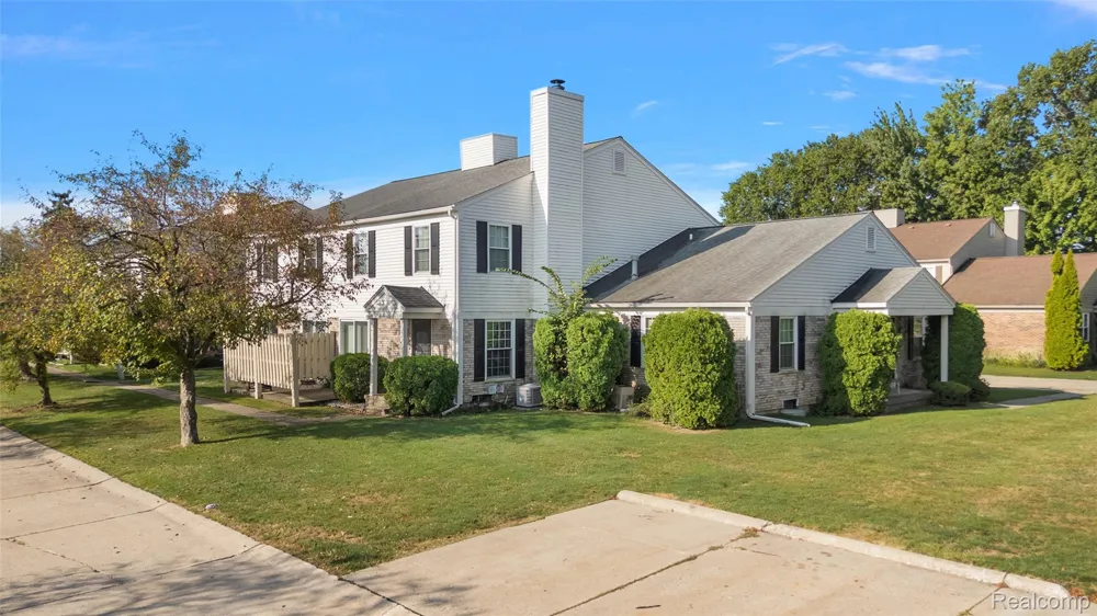 44555 Bunker Hill Drive Clinton Charter Township, MI 48038
