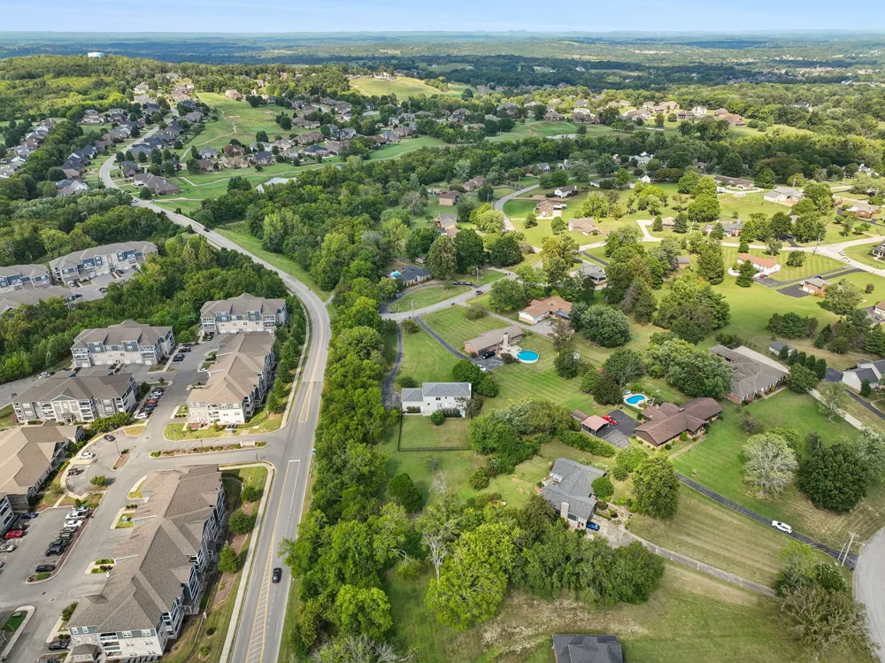2610 Springdale Dr Lebanon, TN 37087
