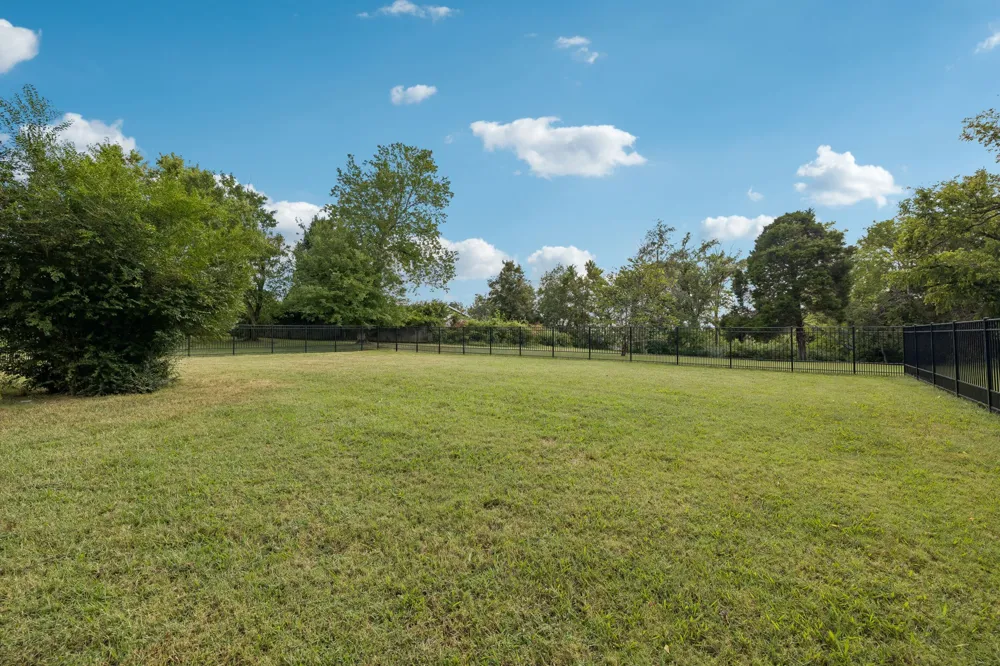 2610 Springdale Dr Lebanon, TN 37087