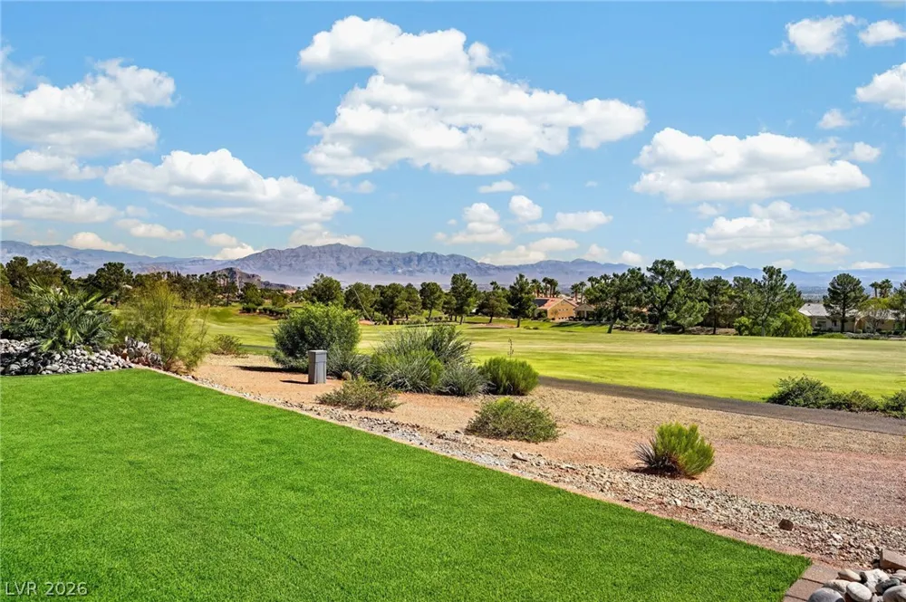 2108 Hot Oak Ridge Street Las Vegas, NV 89134