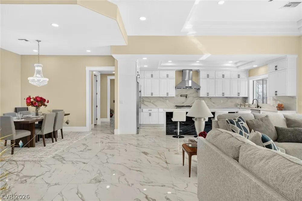 2108 Hot Oak Ridge Street Las Vegas, NV 89134