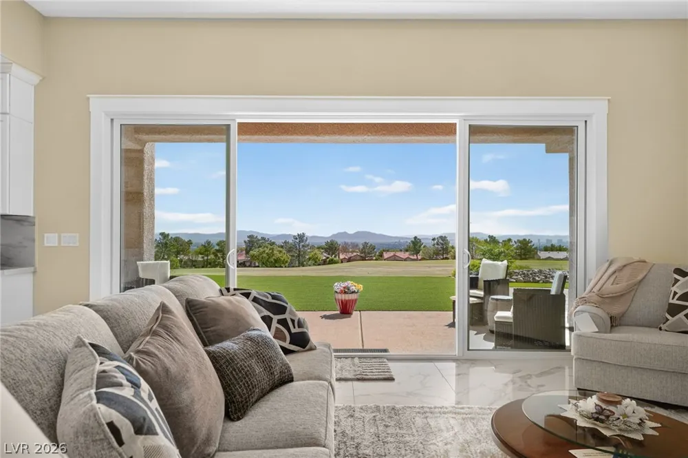2108 Hot Oak Ridge Street Las Vegas, NV 89134