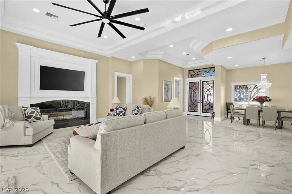 2108 Hot Oak Ridge Street Las Vegas, NV 89134