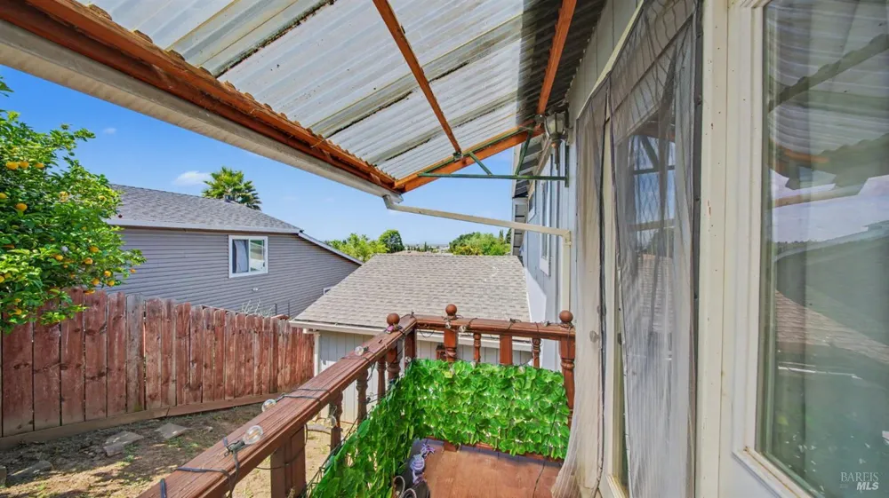 156 Peach Street Vallejo, CA 94589