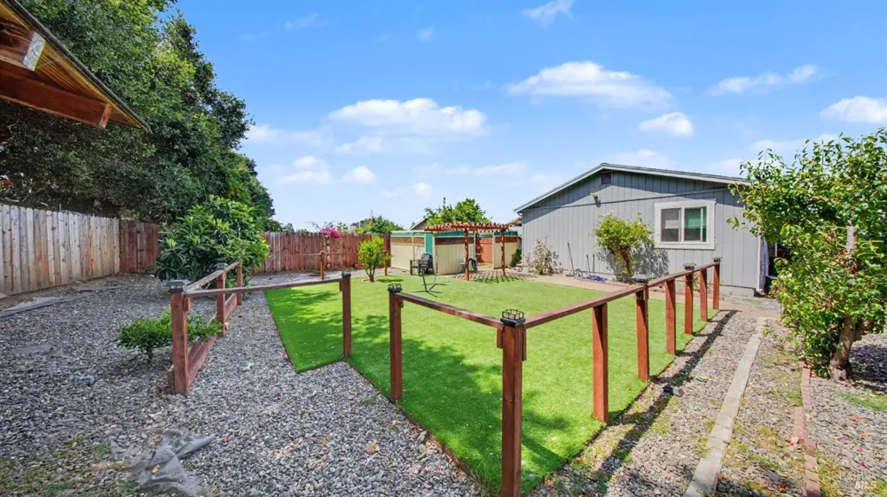 156 Peach Street Vallejo, CA 94589