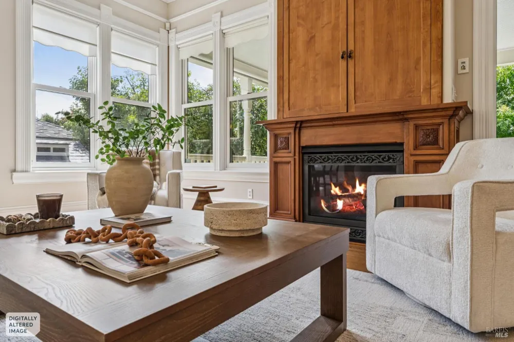 325 Fitch Street Healdsburg, CA 95448