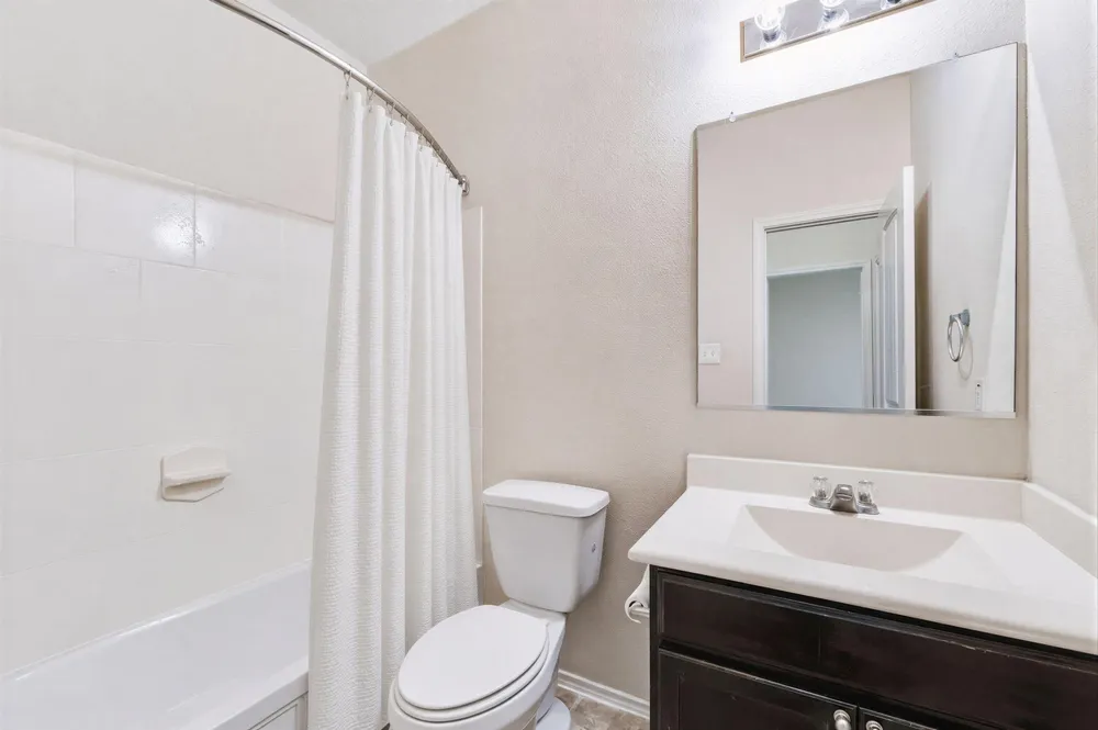 111 Sandstone Trail Buda, TX 78610