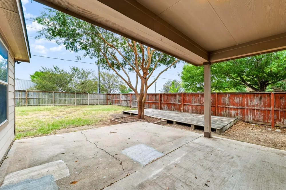 111 Sandstone Trail Buda, TX 78610