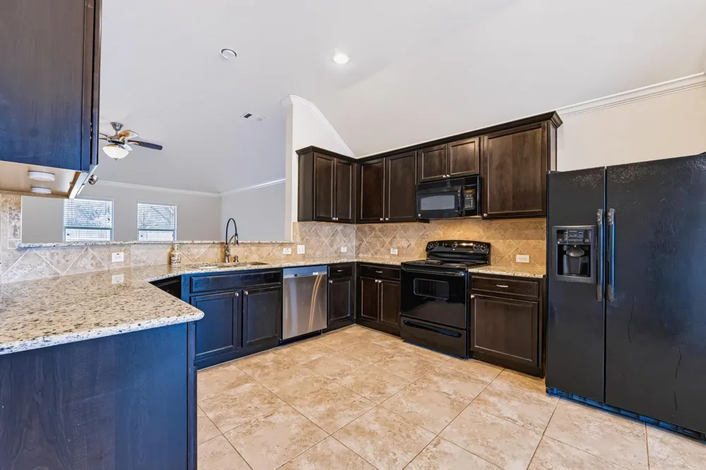 111 Sandstone Trail Buda, TX 78610