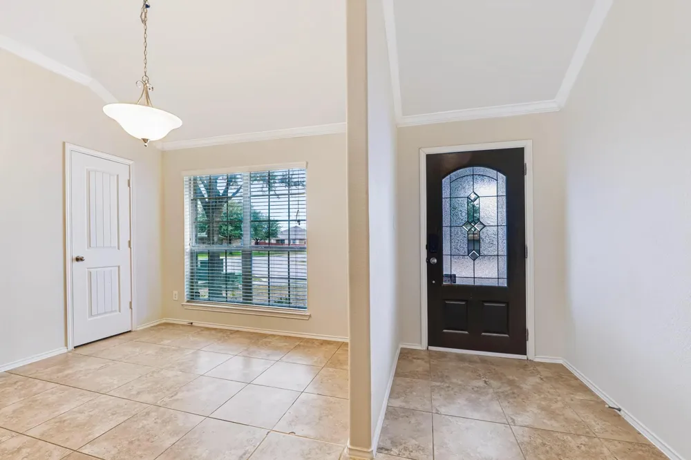 111 Sandstone Trail Buda, TX 78610