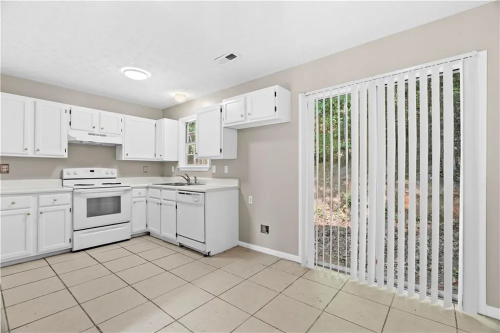 258 Curtis Circle SE Calhoun, GA 30701