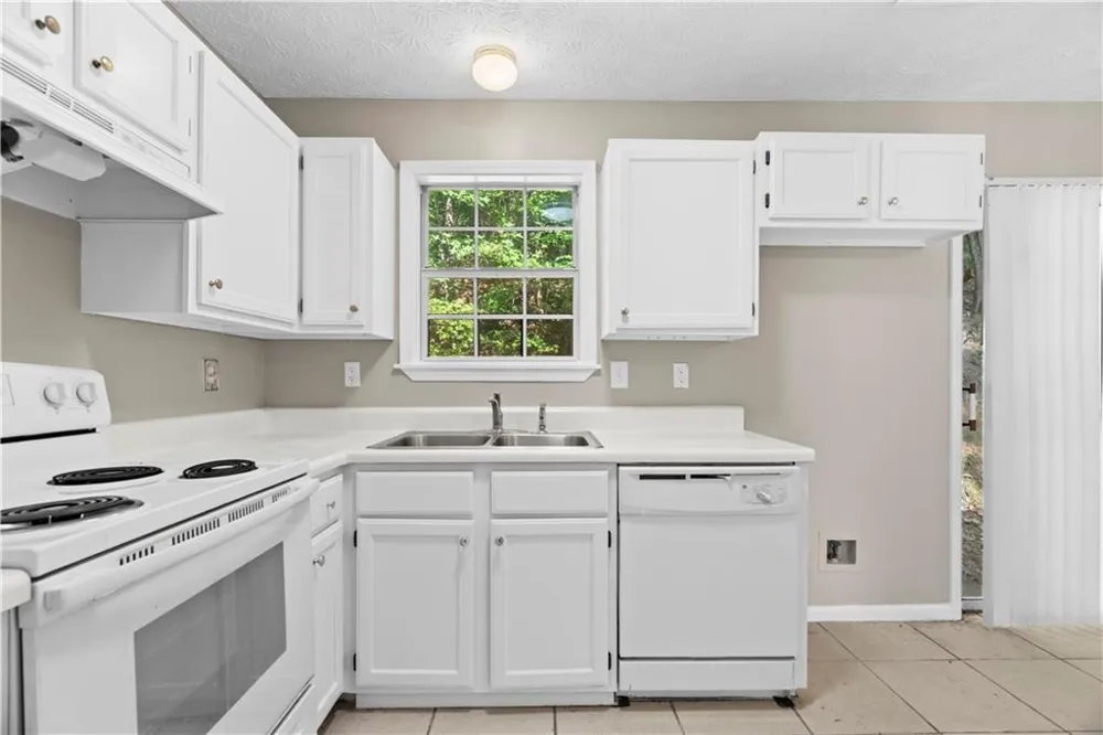 258 Curtis Circle SE Calhoun, GA 30701