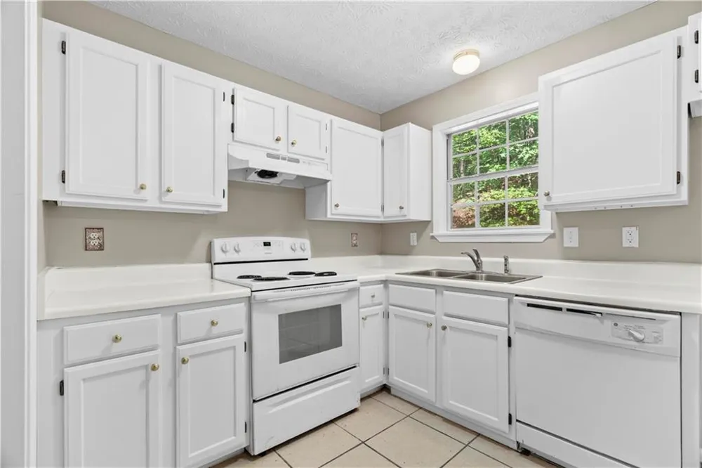 258 Curtis Circle SE Calhoun, GA 30701