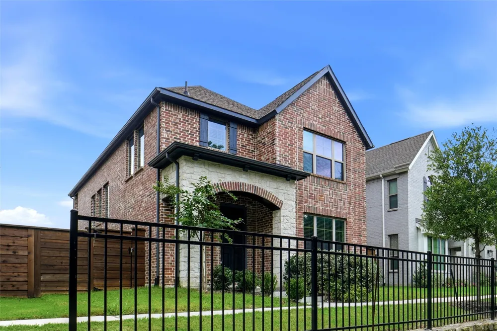1808 Sierra Rose Trace Mesquite, TX 75181
