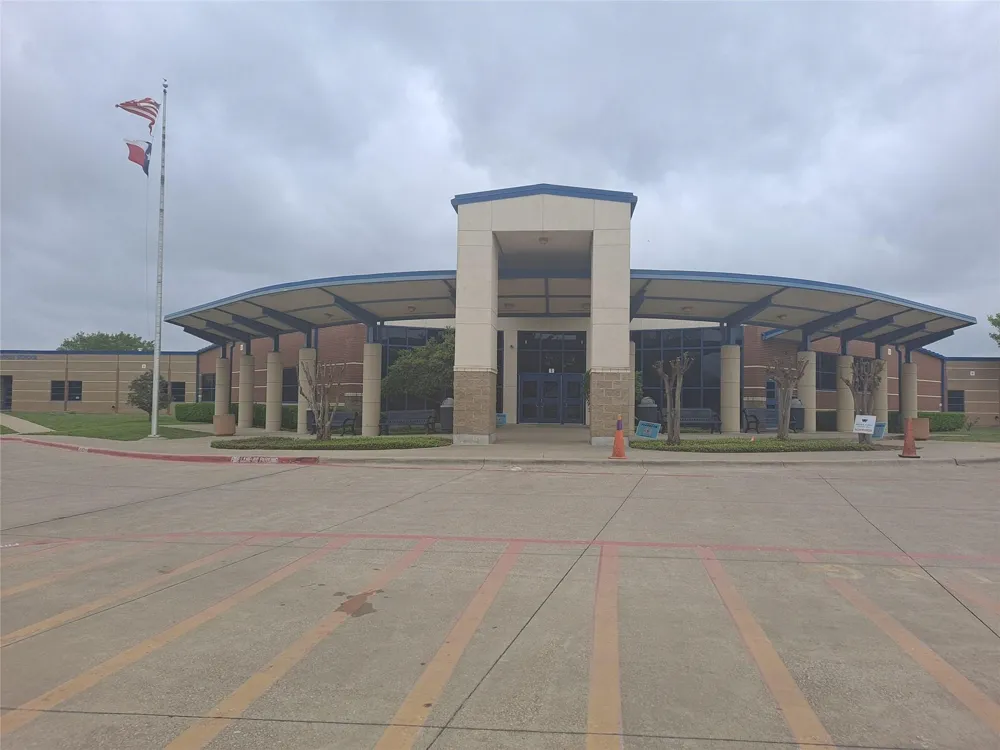 1808 Sierra Rose Trace Mesquite, TX 75181