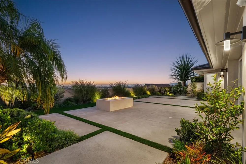 1911 Yacht Colinia Newport Beach, CA 92660