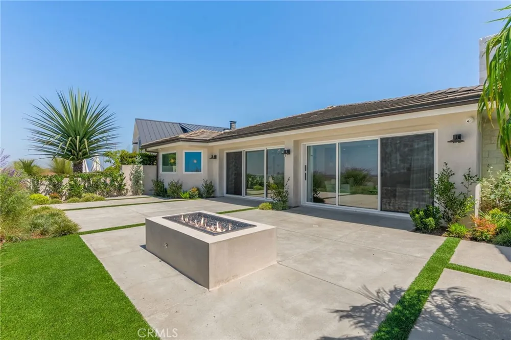 1911 Yacht Colinia Newport Beach, CA 92660