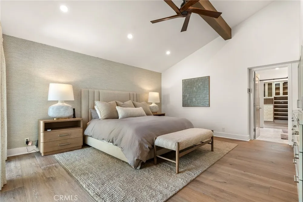 1911 Yacht Colinia Newport Beach, CA 92660