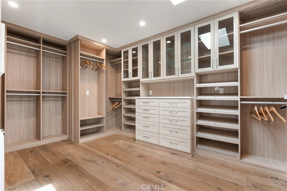 1911 Yacht Colinia Newport Beach, CA 92660