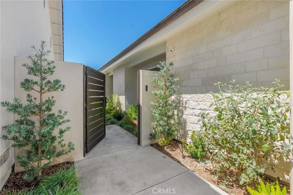 1911 Yacht Colinia Newport Beach, CA 92660