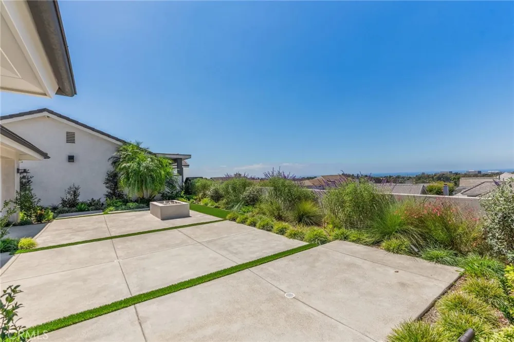 1911 Yacht Colinia Newport Beach, CA 92660