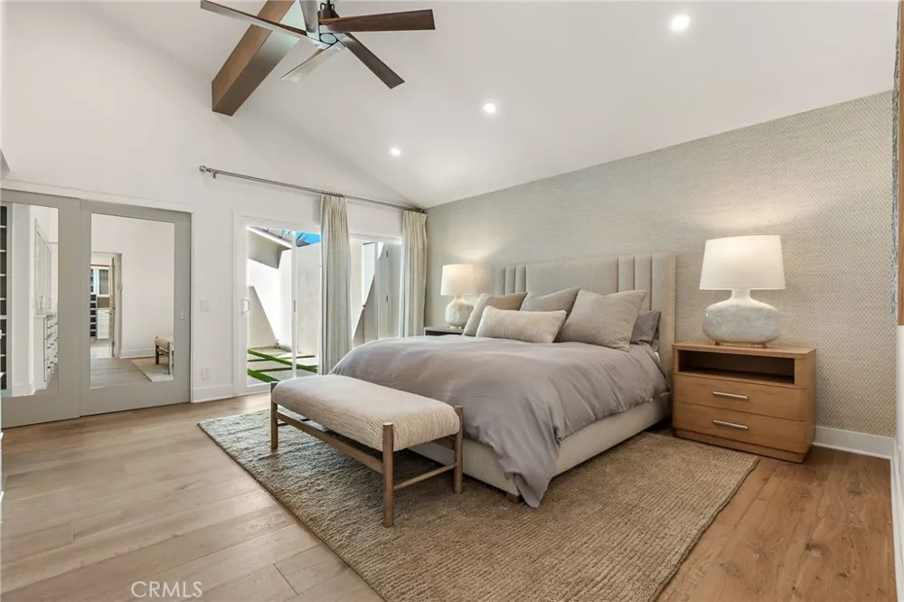 1911 Yacht Colinia Newport Beach, CA 92660
