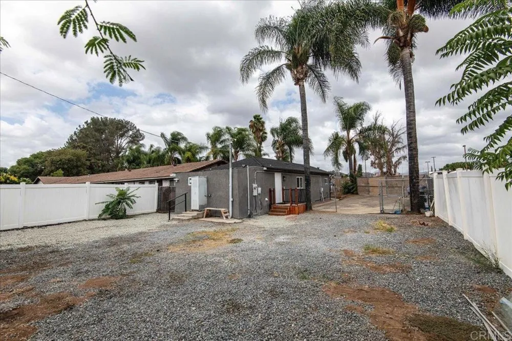 9742 Los Coches Rd Lakeside, CA 92040
