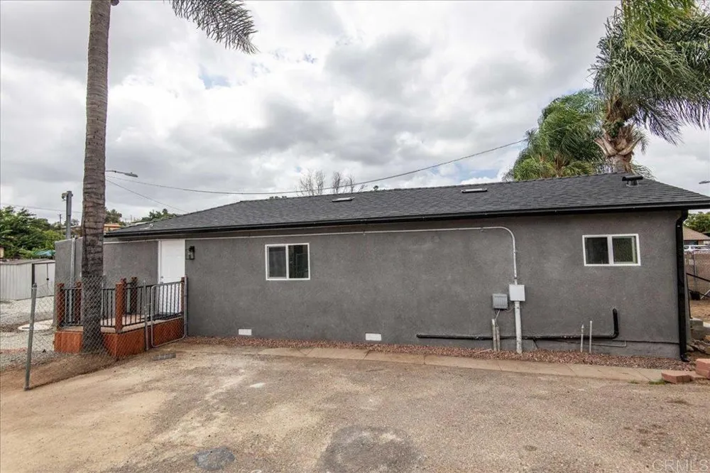 9742 Los Coches Rd Lakeside, CA 92040