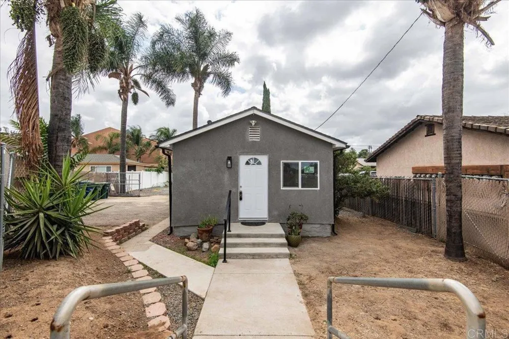 9742 Los Coches Rd Lakeside, CA 92040