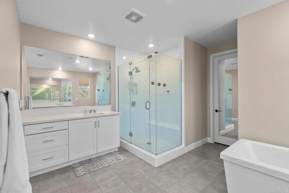 914 Cayley Avenue San Marcos, CA 92069