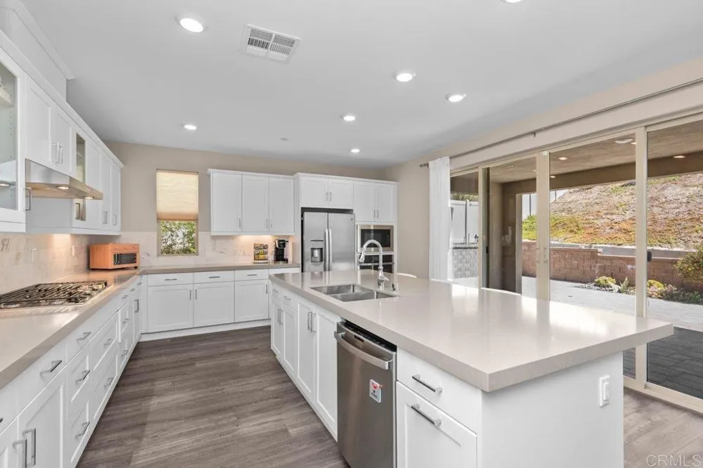 914 Cayley Avenue San Marcos, CA 92069
