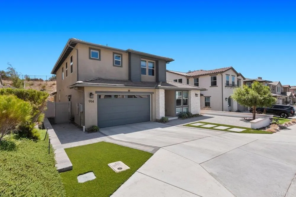 914 Cayley Avenue San Marcos, CA 92069