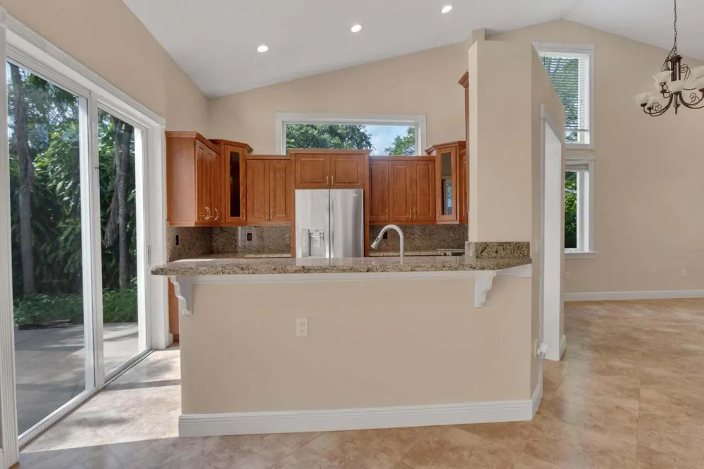 4500 SW 25th Terrace Dania Beach, FL 33312