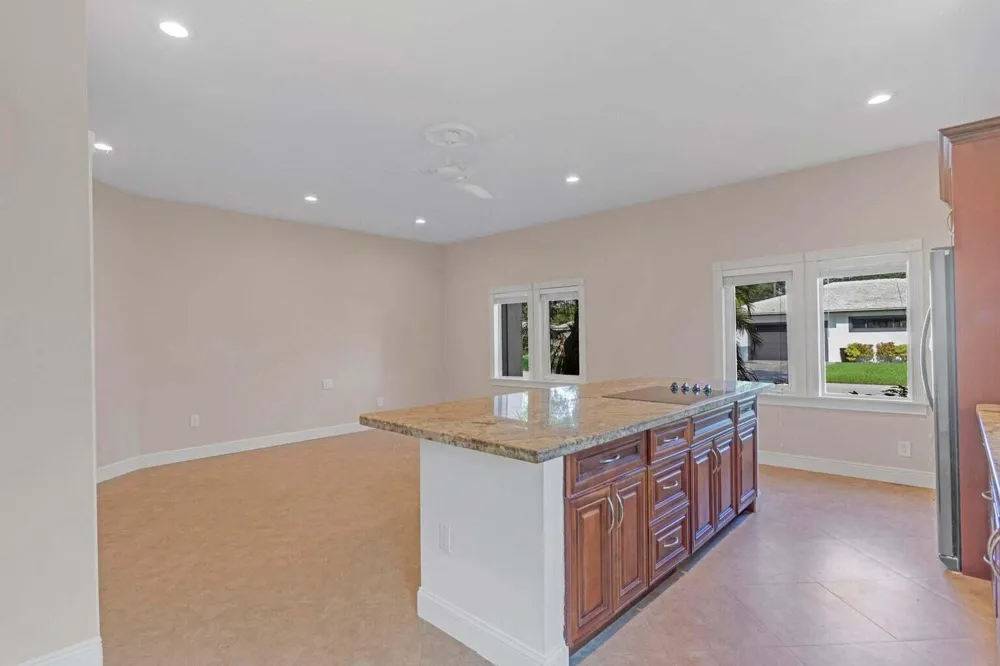 4500 SW 25th Terrace Dania Beach, FL 33312