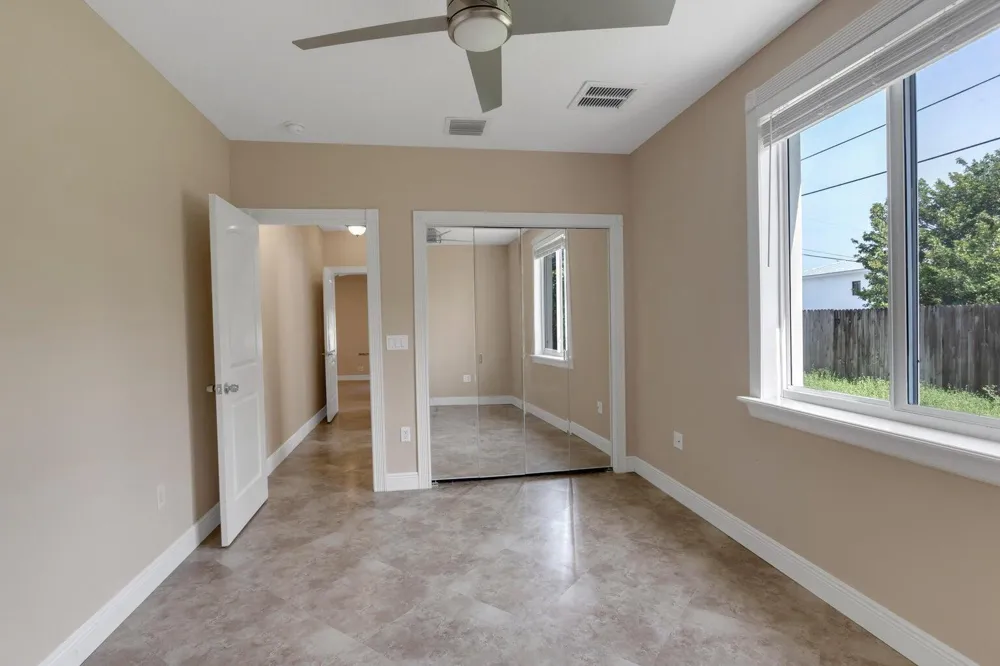 4500 SW 25th Terrace Dania Beach, FL 33312