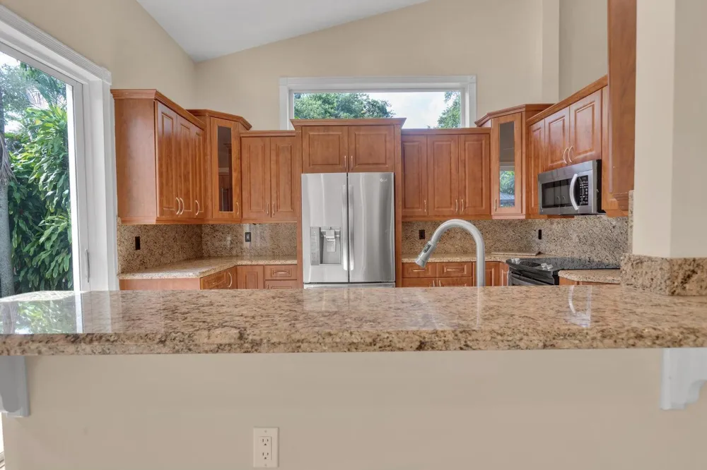 4500 SW 25th Terrace Dania Beach, FL 33312