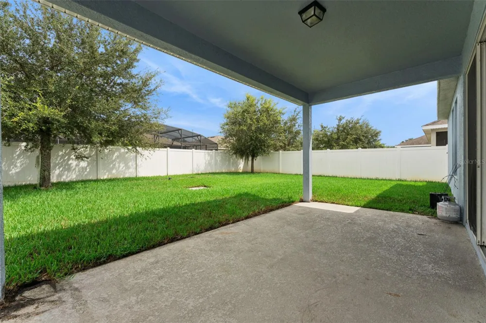 1613 LEATHERBACK LANE St Cloud, FL 34771