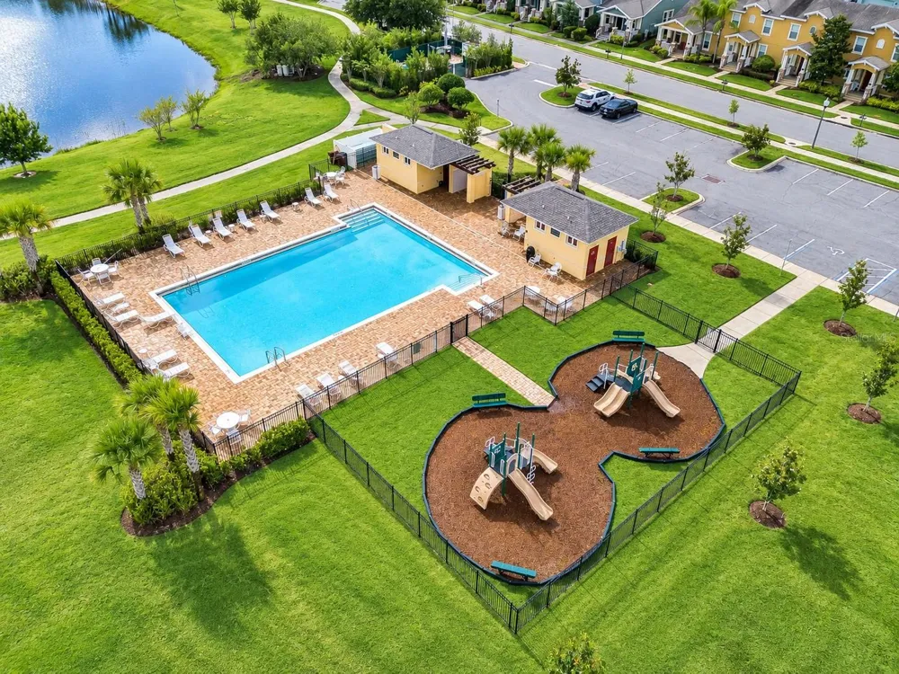 1613 LEATHERBACK LANE St Cloud, FL 34771