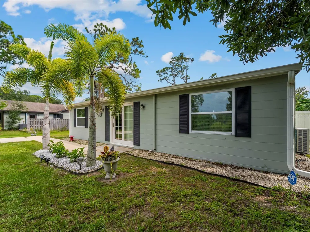 565 ELLIOT STREET Englewood, FL 34223