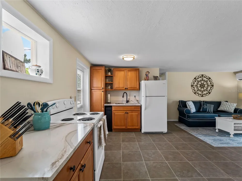 565 ELLIOT STREET Englewood, FL 34223