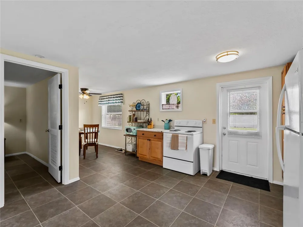 565 ELLIOT STREET Englewood, FL 34223