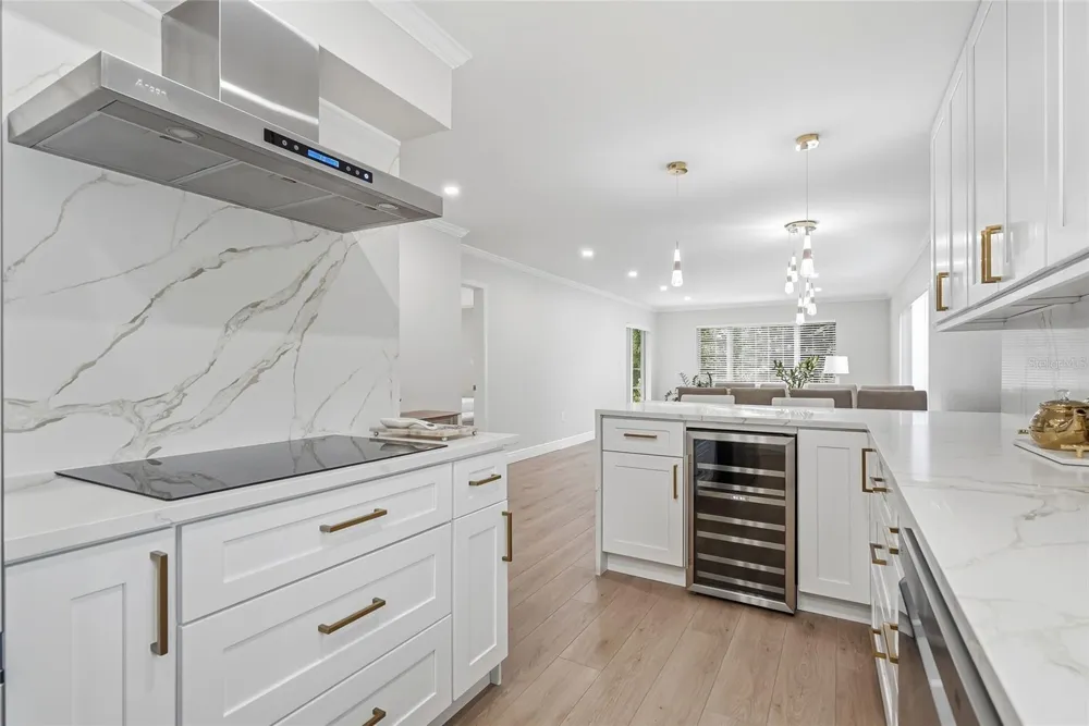 919 OSCEOLA ROAD #207 Belleair, FL 33756