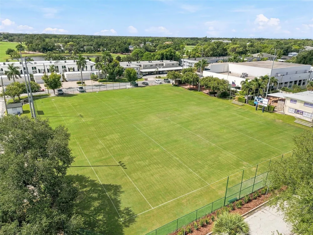 919 OSCEOLA ROAD #207 Belleair, FL 33756